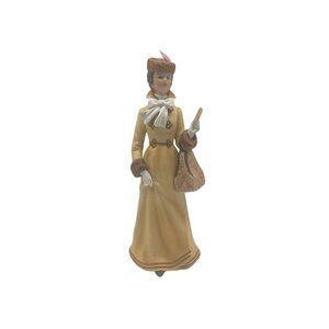 Avon VTG 1981 President s Club Albee Award Porcelain Figurine 10 Tall Japan